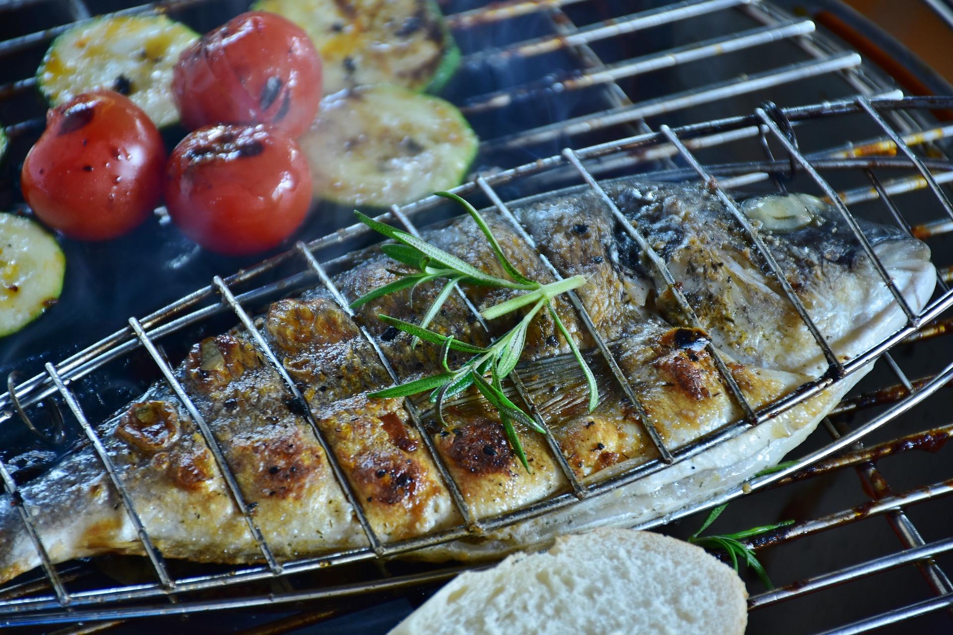 Una dieta rica en pescado durante el embarazo ayuda a la capacidad de atención de niños y niñas