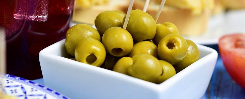 Hay quien las odia, pero si las amas, las amas. También las hay rellenas, de pimientos o anchoas normalmente. Foto Web Turismo