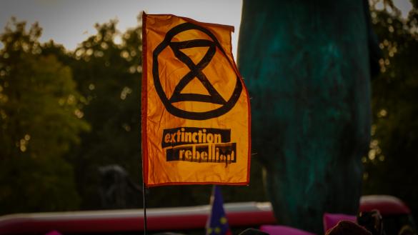 Exctinction Rebellion llama a la desobediencia civil no violenta para acabar con el cambio climático