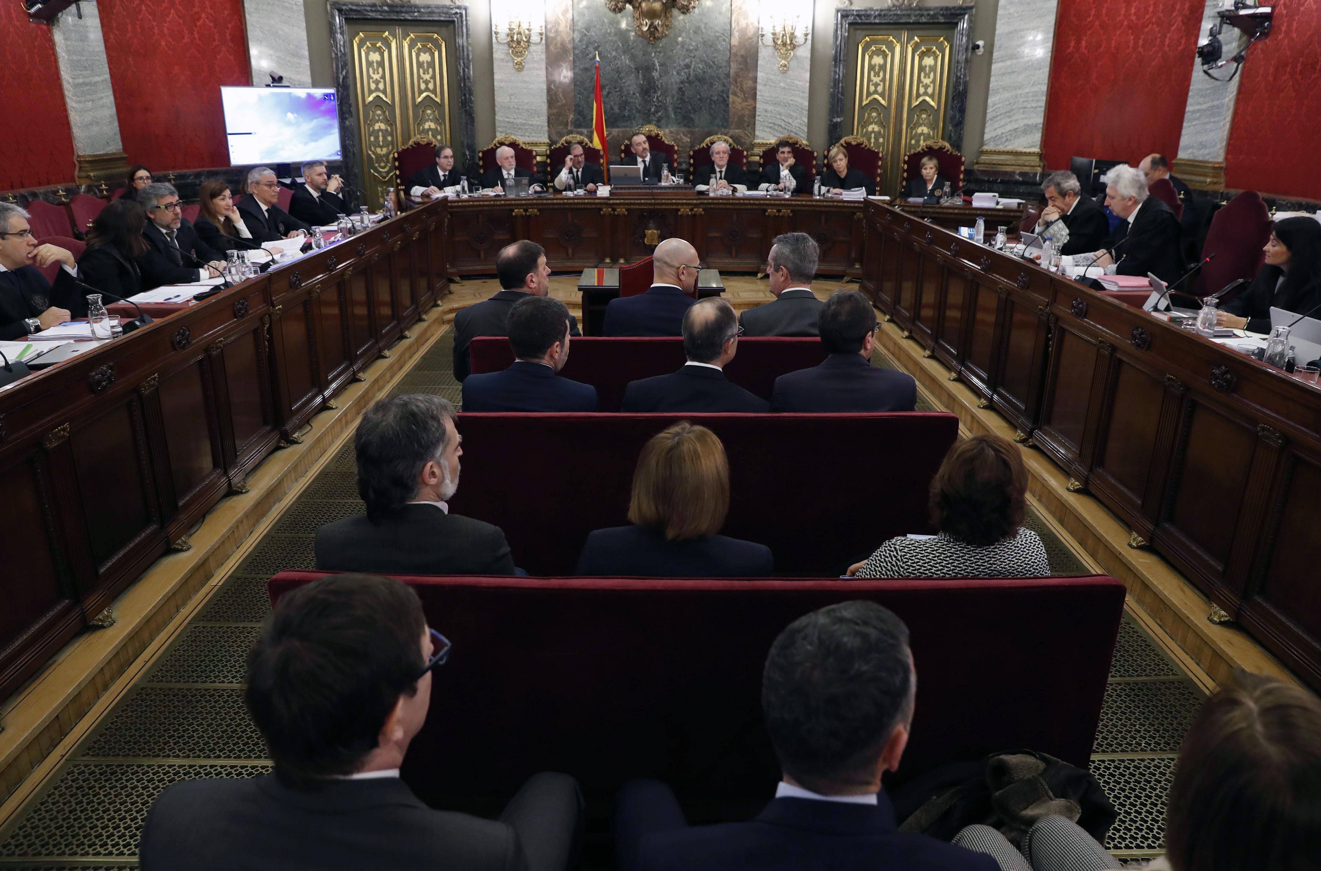 Los doce líderes independentistas acusados por el proceso soberanista catalán. Fuente: EP.