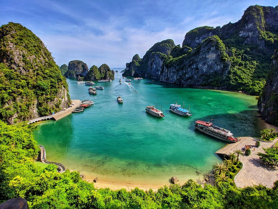 Bahía de Halong (Vietnam). Situada en el Golfo de Tonkín, Fuente: Pixabay