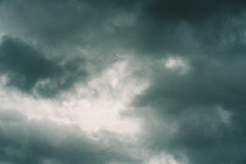 Nubes borrosas en una imagen de archivo.