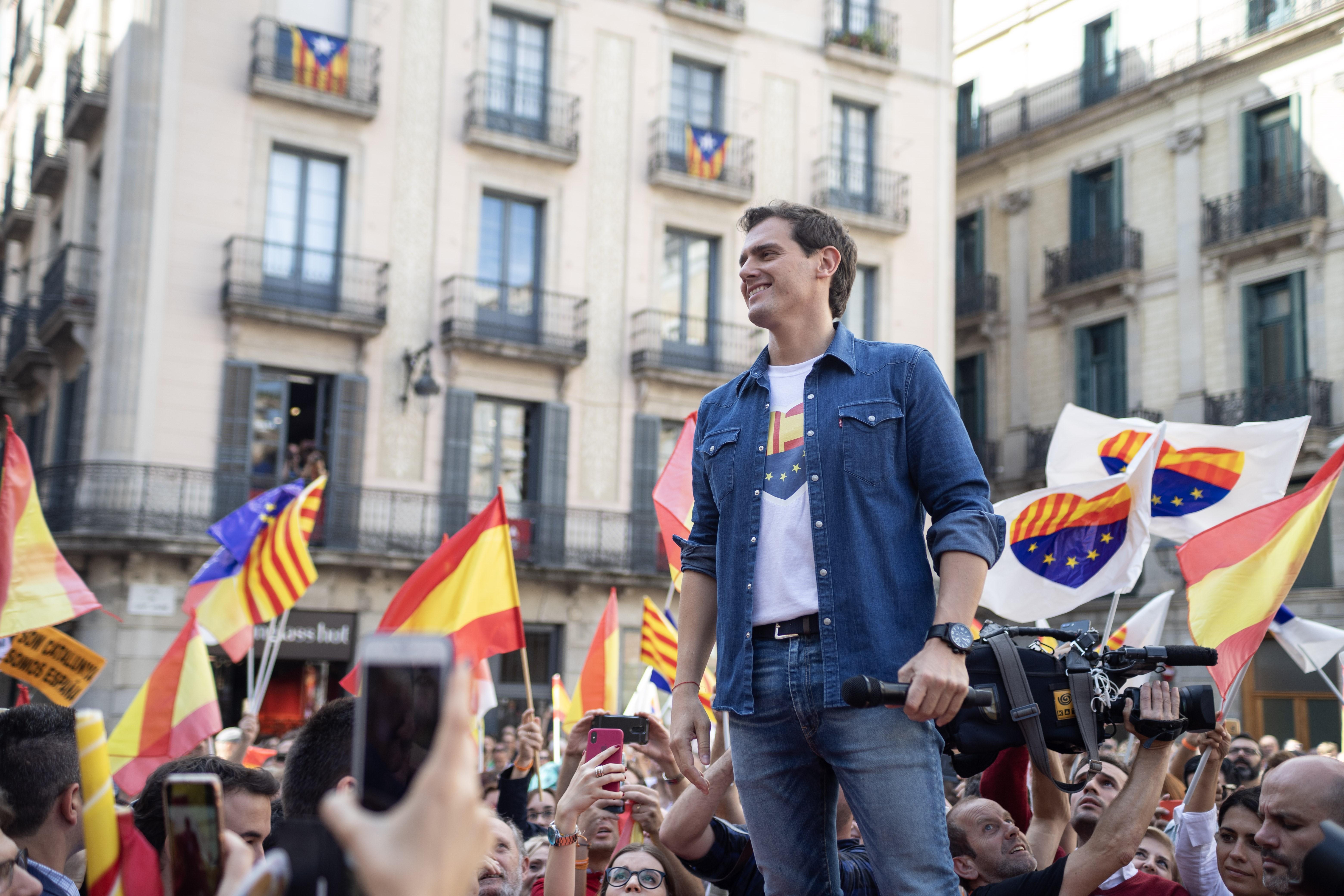  El presidente de Ciudadanos Albert Rivera asiste a la concentración bajo el lema '¡Basta ya! Justicia y convivencia' en Barcelona (Cataluña) a 20 de octubre de 2019 