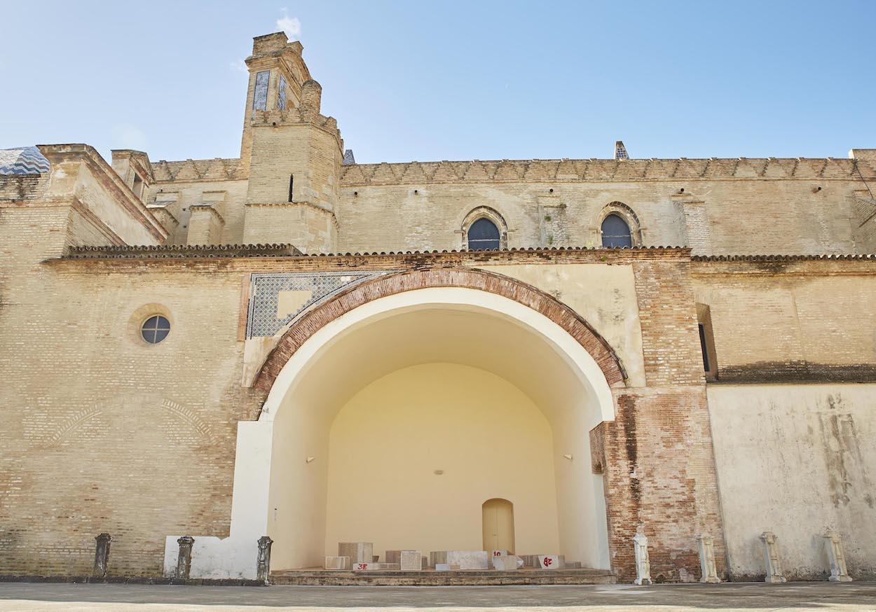 Monasterio de Santa María de las Cuevas, sede del Centro Andaluz de Arte Contemporáneo.