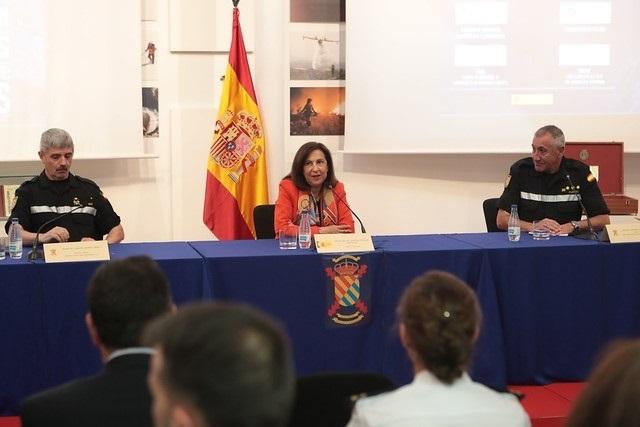 La ministra de Defensa en funciones Margarita Robles nombra al nuevo jefe de la Unidad Militar de Emergencias (UME). Europa Press