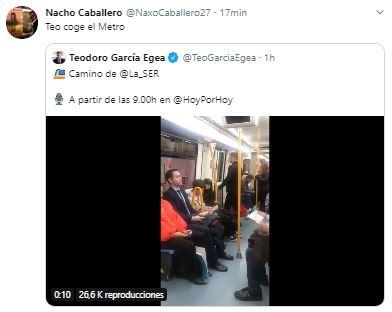 Teo va en tren