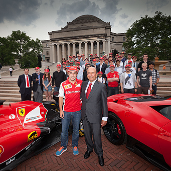 Botín presenta junto a Fernando Alonso un proyecto en Columbia sobre tecnologías de automoción