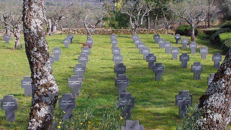 Cementerio militar alemán de Cuacos de Yuste (Extremadura). Wikipedia