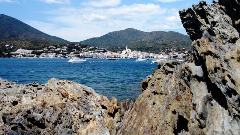 Fotografía de Cadaqués de Joan Tatjer, en Turismo de Cadaqués