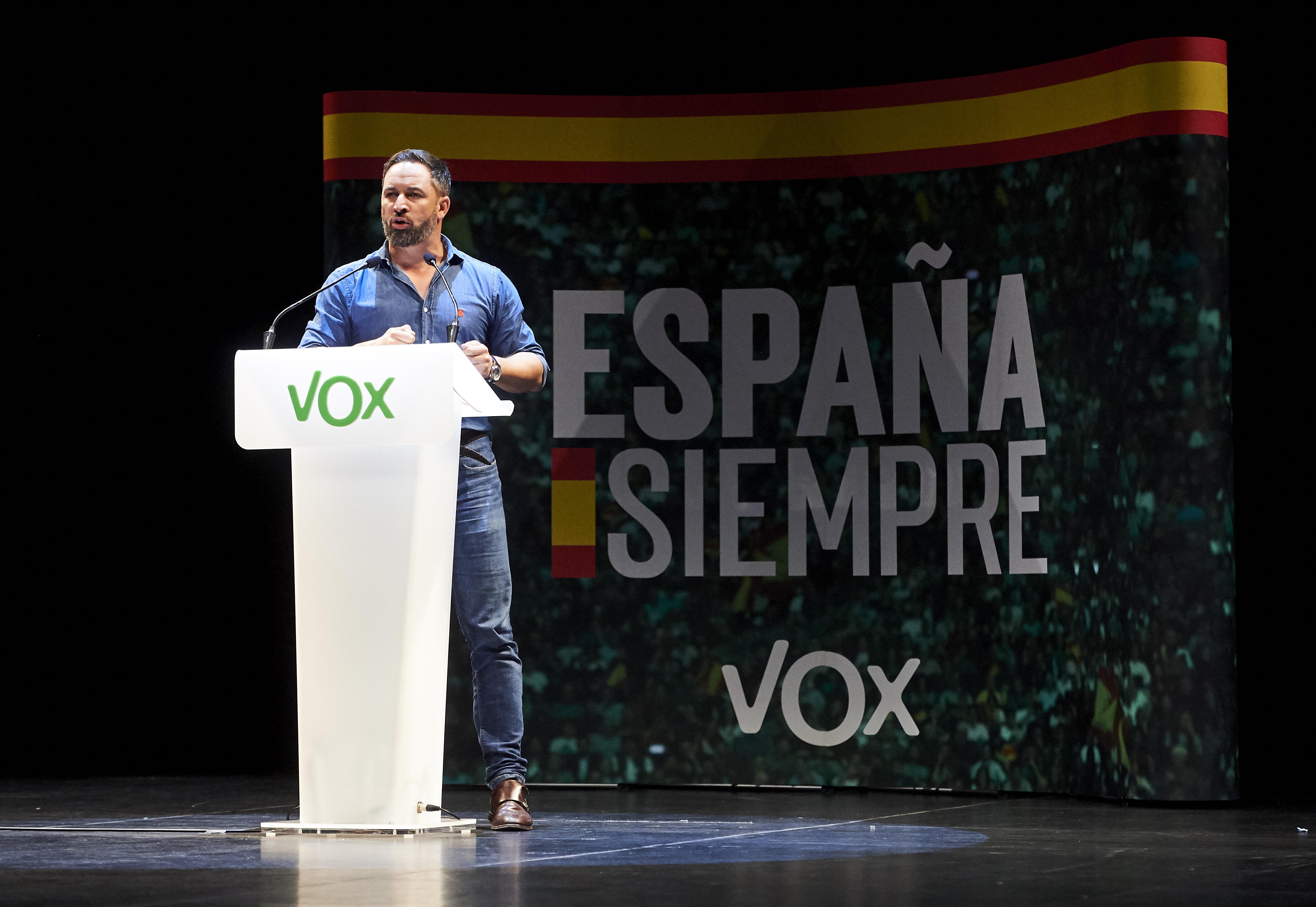 El presidente de Vox Santiago Abascal interviene en un mitin en Santander (Cantabria España) . EP