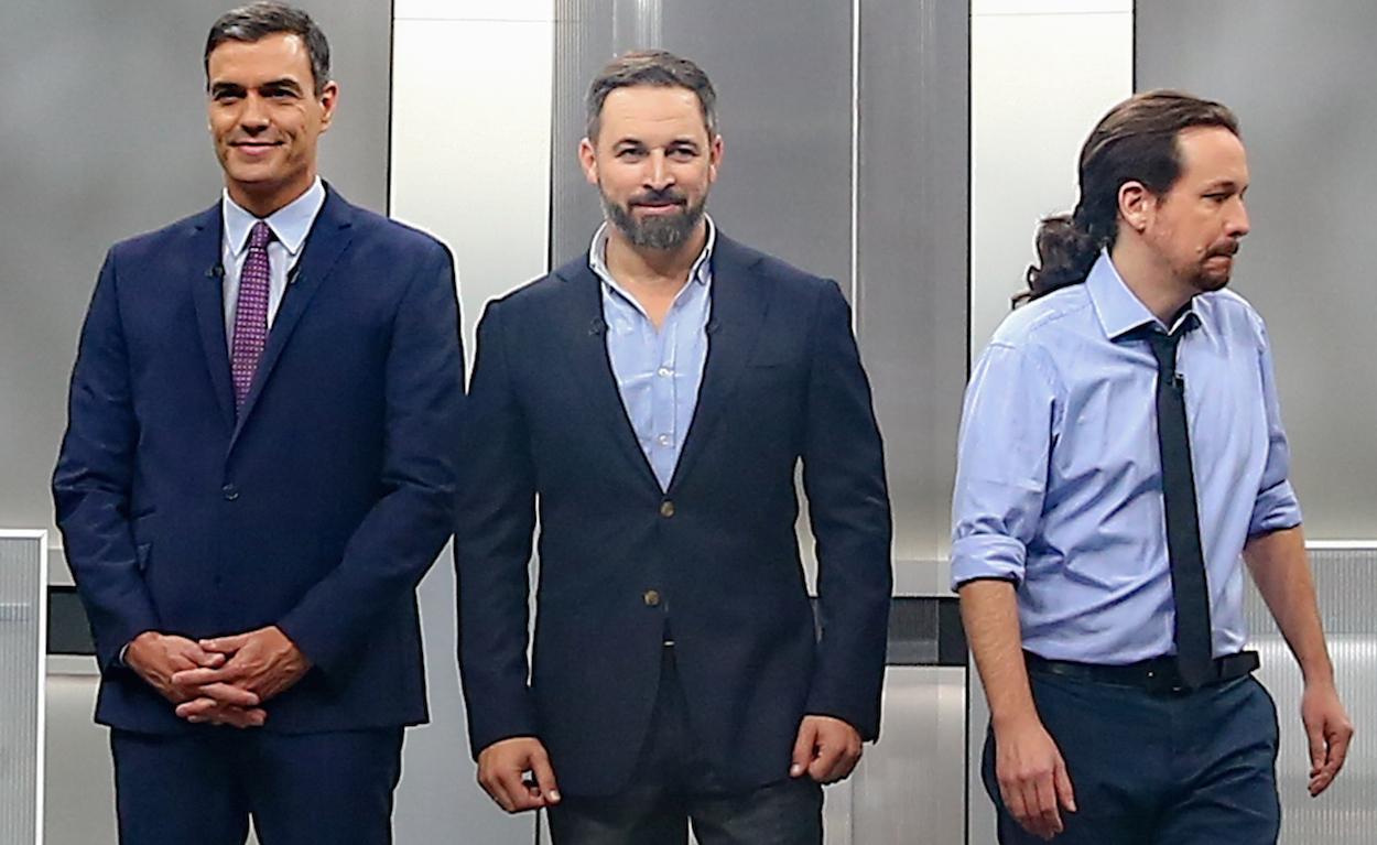 Pedro Sánchez, Santiago Abascal y Pablo Iglesias, en el debate electoral del lunes. RICARDO RUBIO/EP