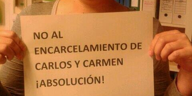 Día negro para el derecho de huelga y manifestación: Carlos y Carmen a la cárcel y un juez 'reprende' al joven que perdió un ojo