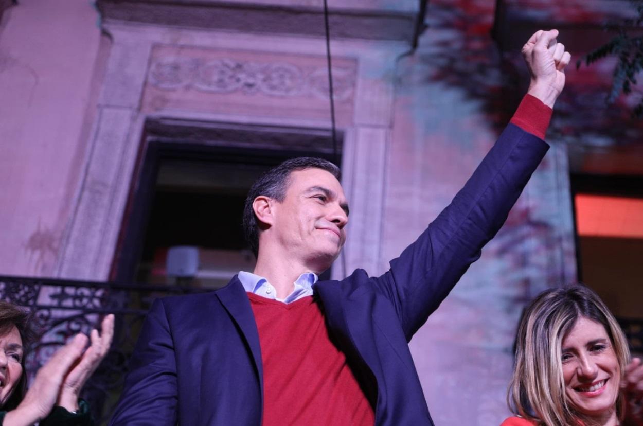 Pedro Sánchez celebra los resultados del 10N en Ferraz