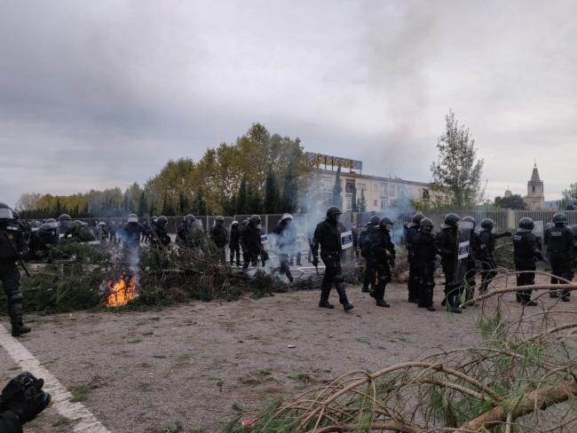 Fotografía de los Mossos en la AP7