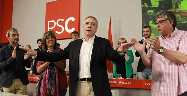 Núria Parlon renuncia a liderar el PSC, cuya situación es cada vez más grave