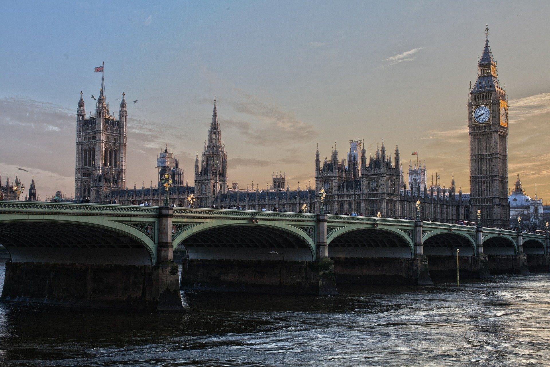 Imagen del parlamento británico y el Big Ben en Londres.