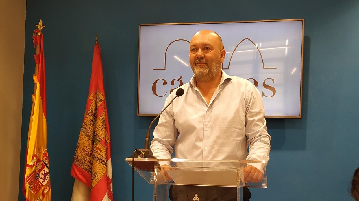 Francisco Alcántara (Cs), apartado por criticar a la formación