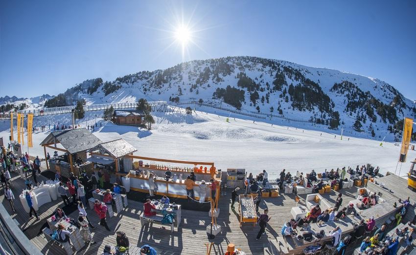 Zona de ocio en la estación de esquí de Grandvalira. Fuente Grandvalira