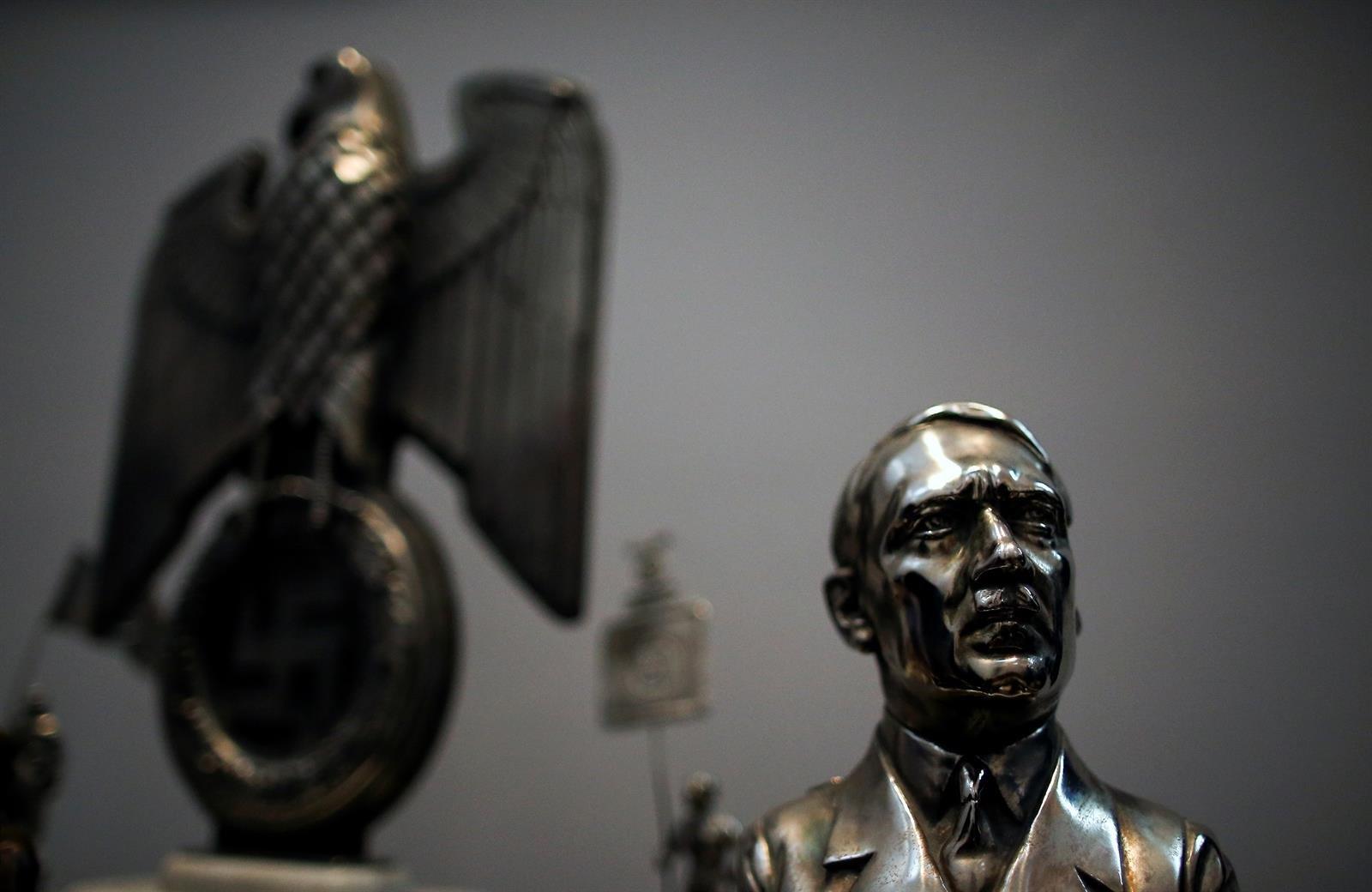 Busto de Hitler