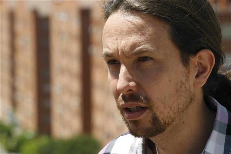 Pablo Iglesias: "Antisistema es el que privatiza la sanidad y cierra escuelas"