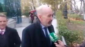 Nacho Cardero, director de El Confidencial, a su salida de la Audiencia Nacional