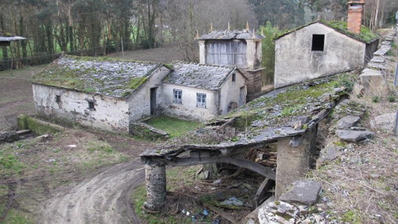 Aldea molino a pocos kilómetros de las playas. Fuente Aldeas Abandonadas