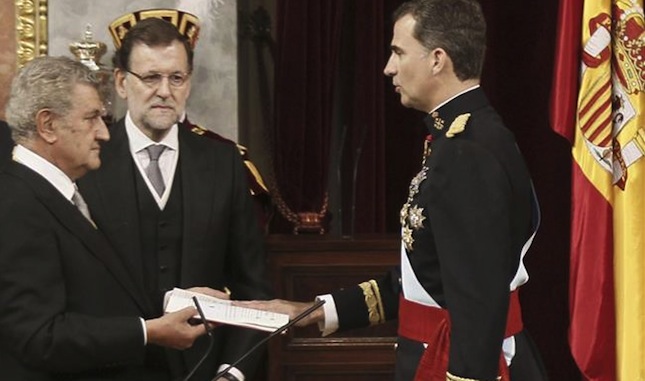 Felipe VI promete una “monarquía renovada para un tiempo nuevo”