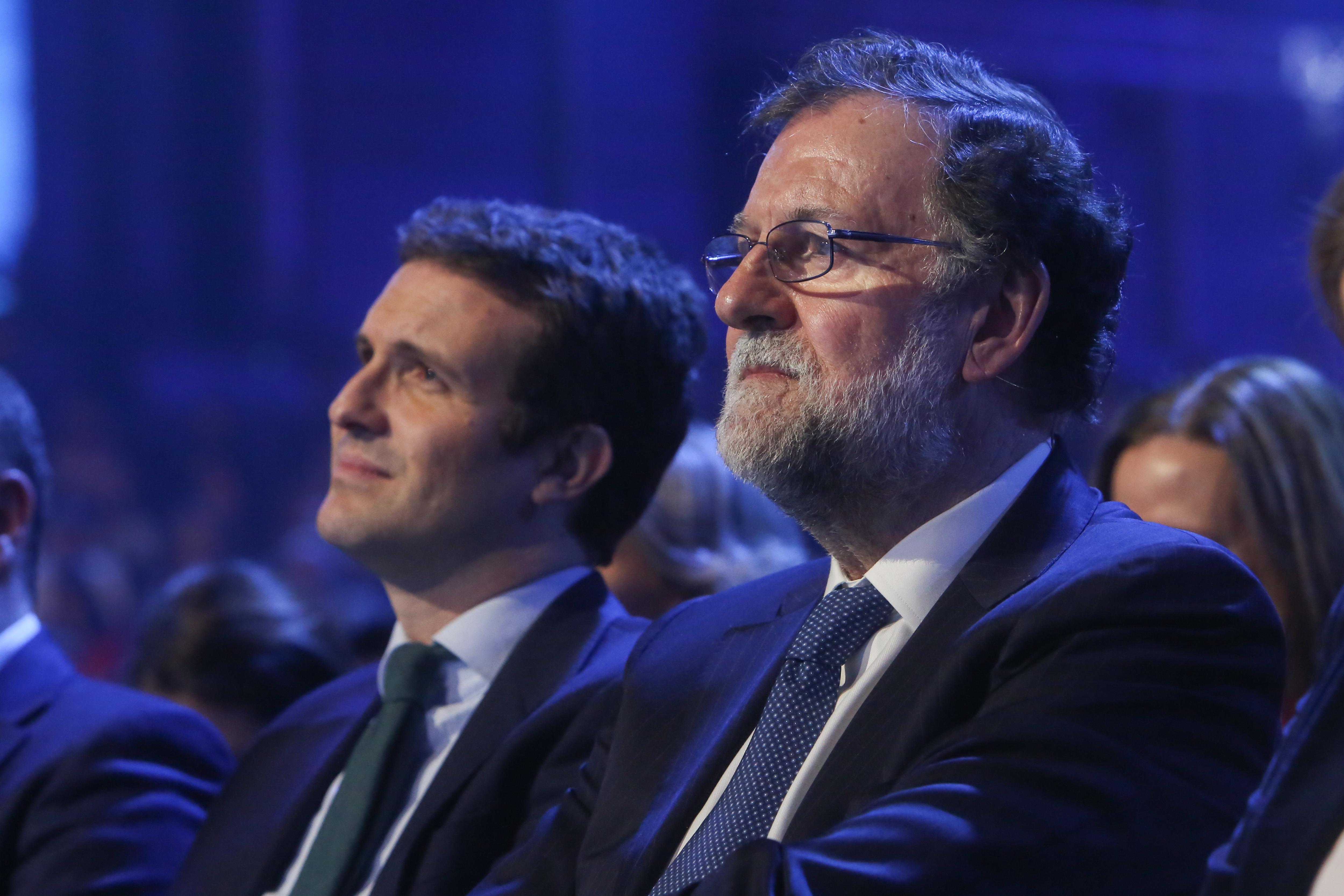 El presidente del PP Pablo Casado y el expresidente del Gobierno Mariano Rajoy en la Convención Nacional del PP España en libertad. Europa Press
