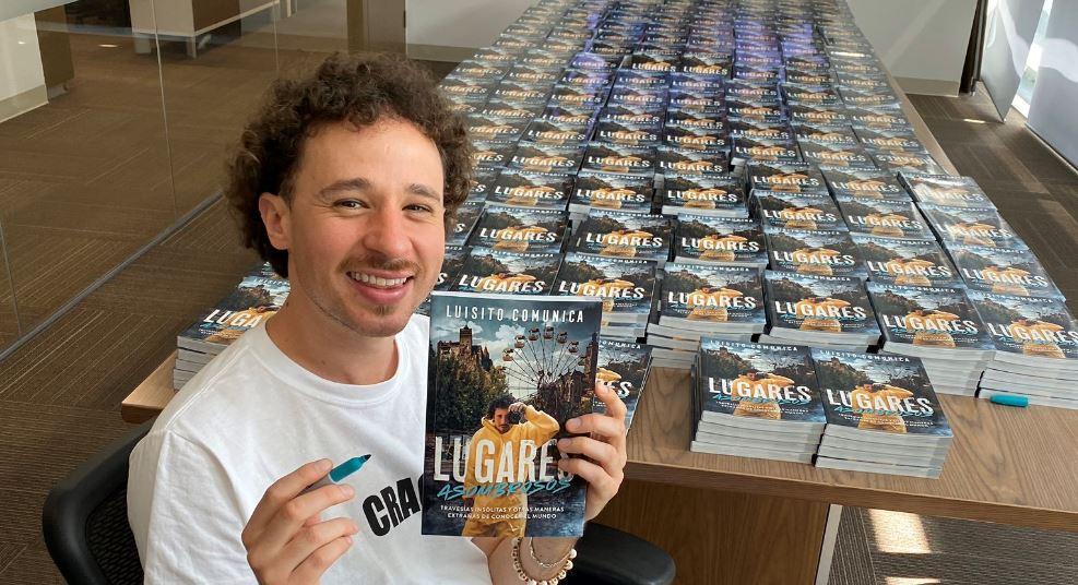 El youuber Luisito Comunica presenta su libro 'Lugares Asombrosos'