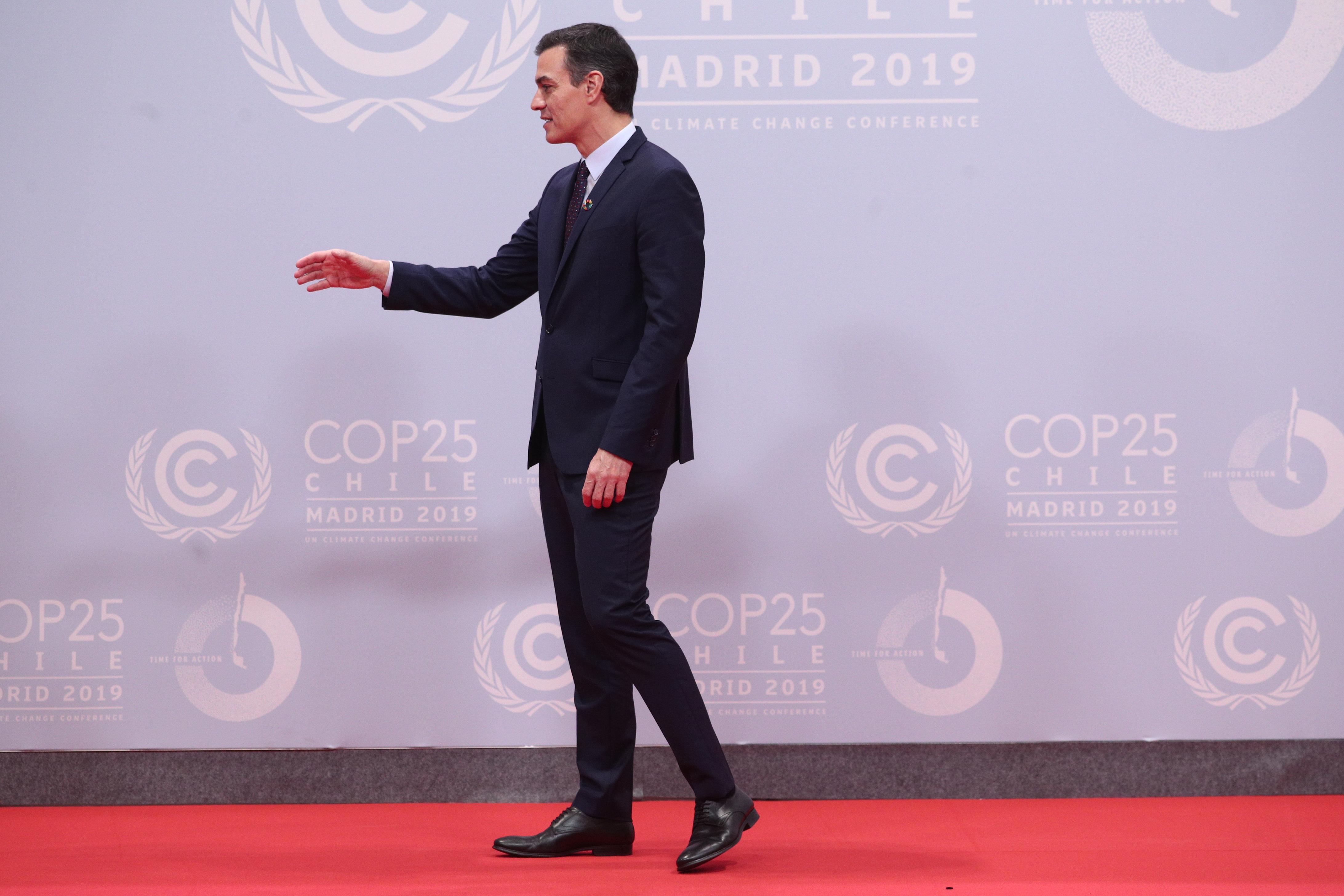 El presidente del Gobierno en funciones Pedro Sánchez durante el recibimiento a los Jefes de Estado y de Gobierno en la Conferencia de Naciones Unidas sobre el Cambio Climático (COP25