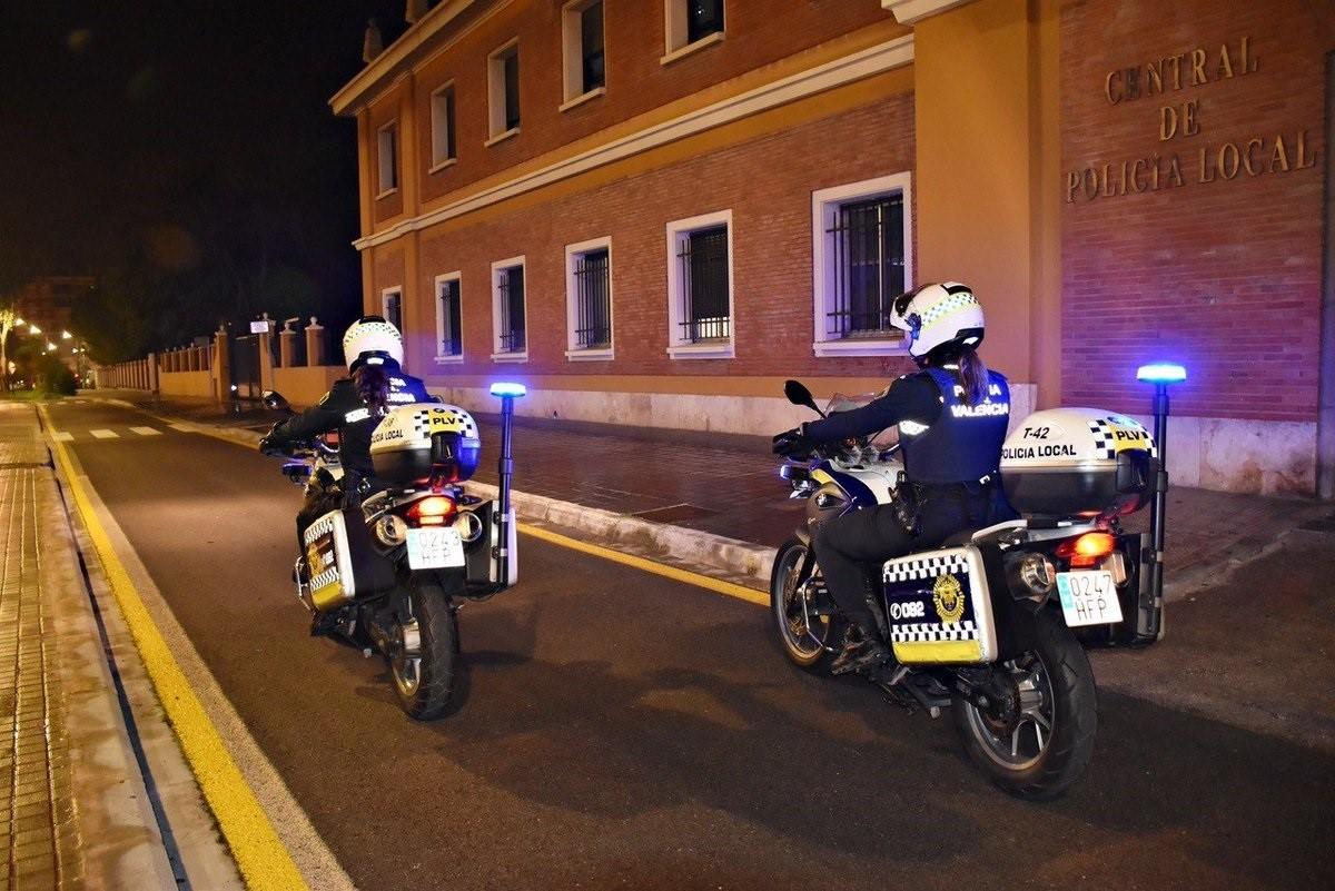 Operativo nocturno de la Policía Local de València