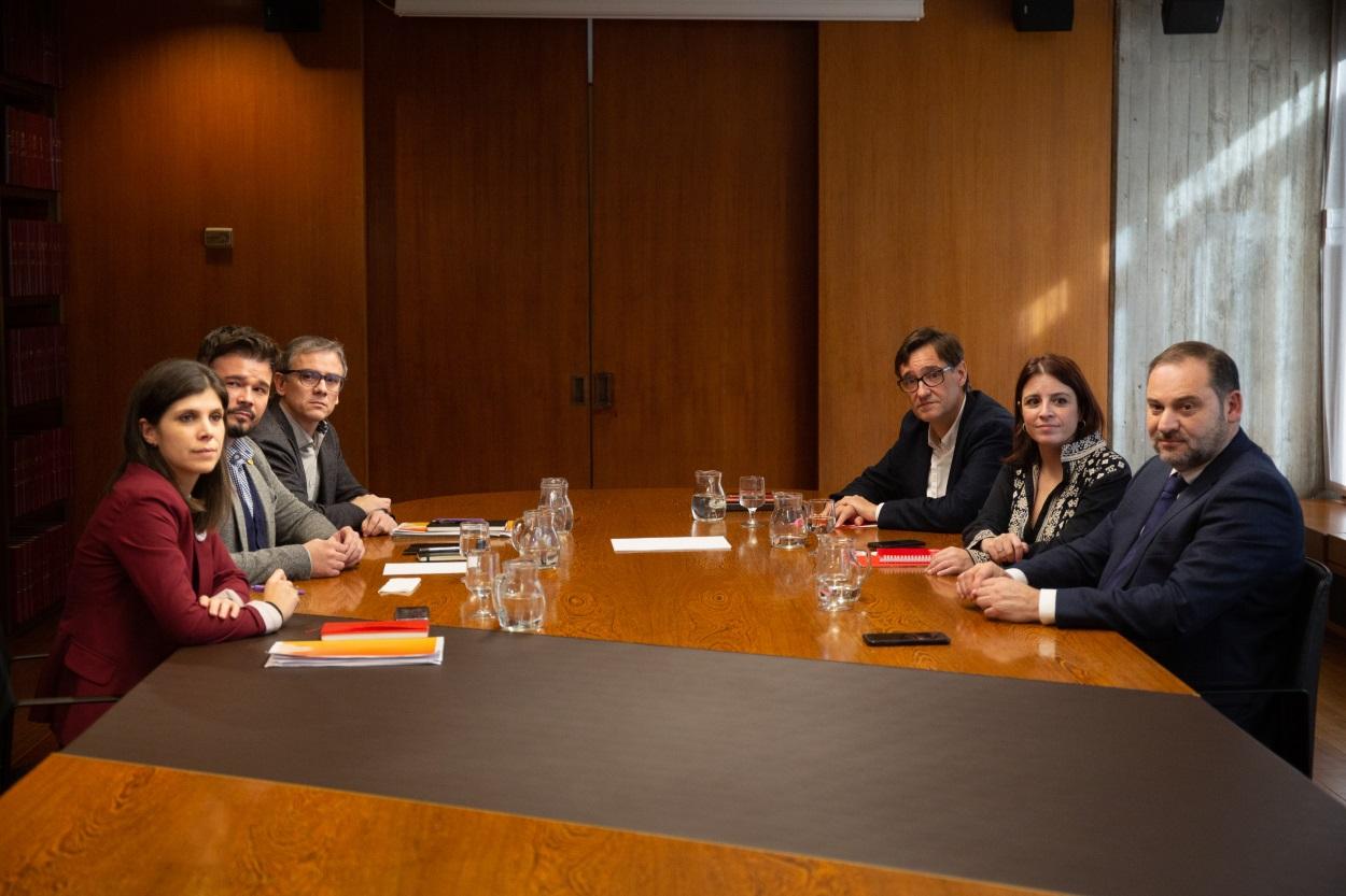 Los equipos negociadores de ERC y PSOE se reúnen en Barcelona