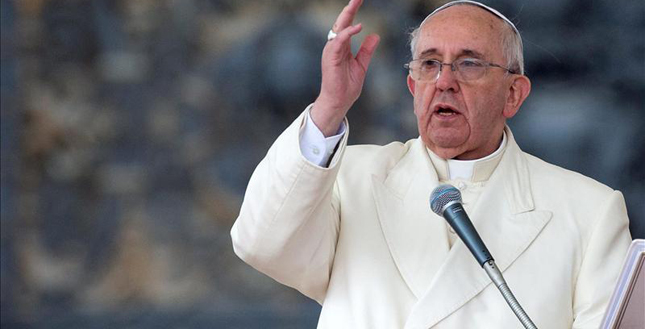 Sacerdotes de EEUU contradicen el mensaje del Papa sobre los excesos del neoliberalismo Sacerdotes de EEUU contradicen el mensaje del Papa sobre los excesos del neoliberalismo