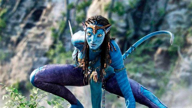 Zoe Saldaña en el papel de Neytiri, la protagonista de Avatar.