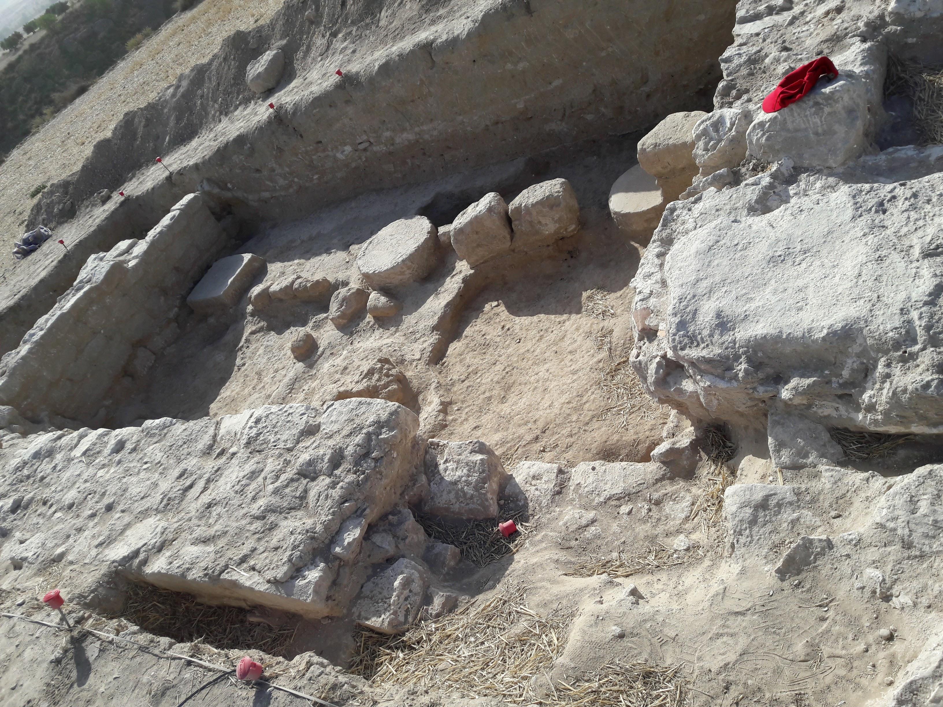 Excavaciones en el yacimiento de Caraca