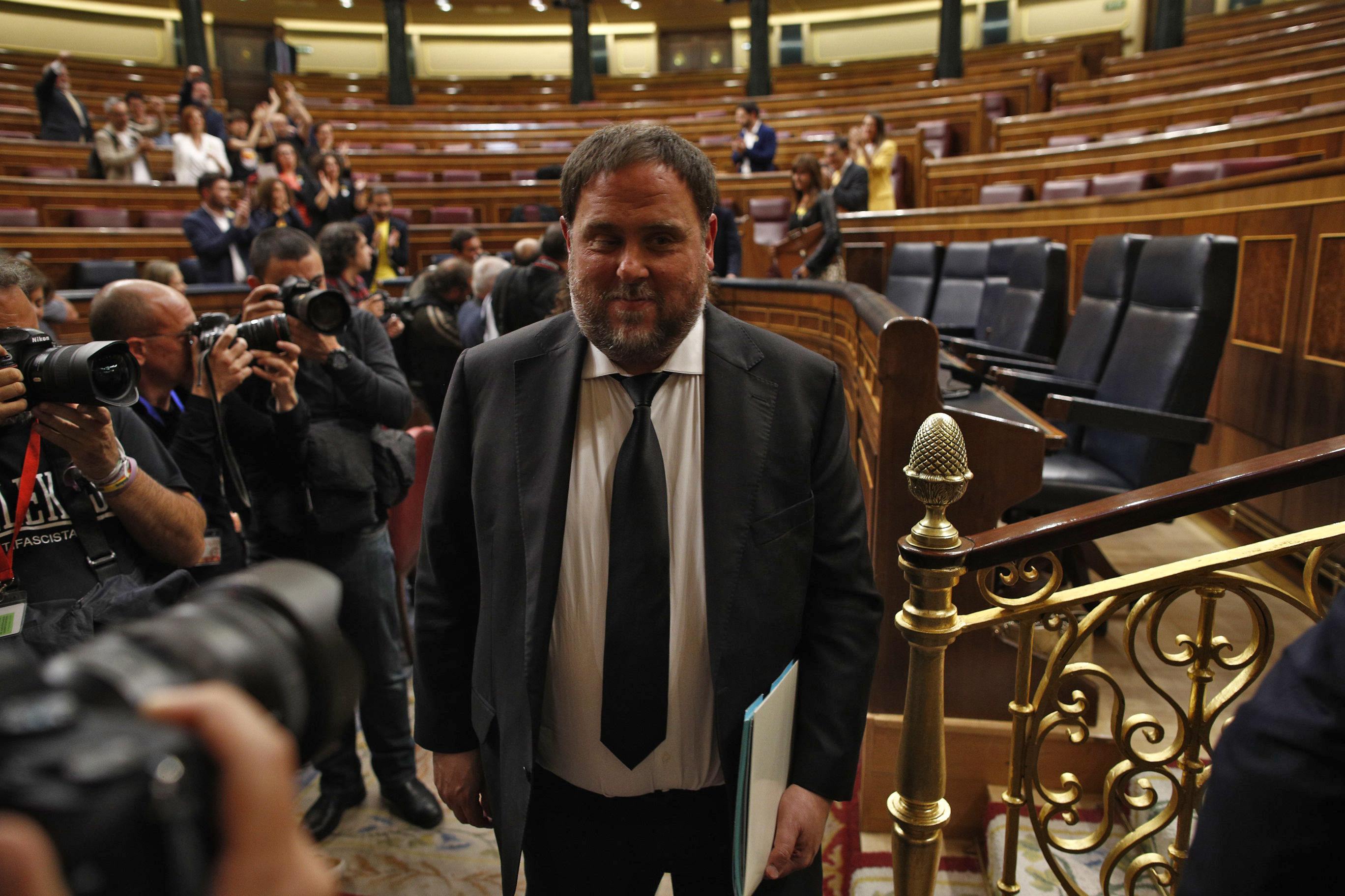 El preso diputado Oriol Junqueras en el Congreso de los Diputados tras la sesión constitutiva de la Cámara Baja. Europa Press