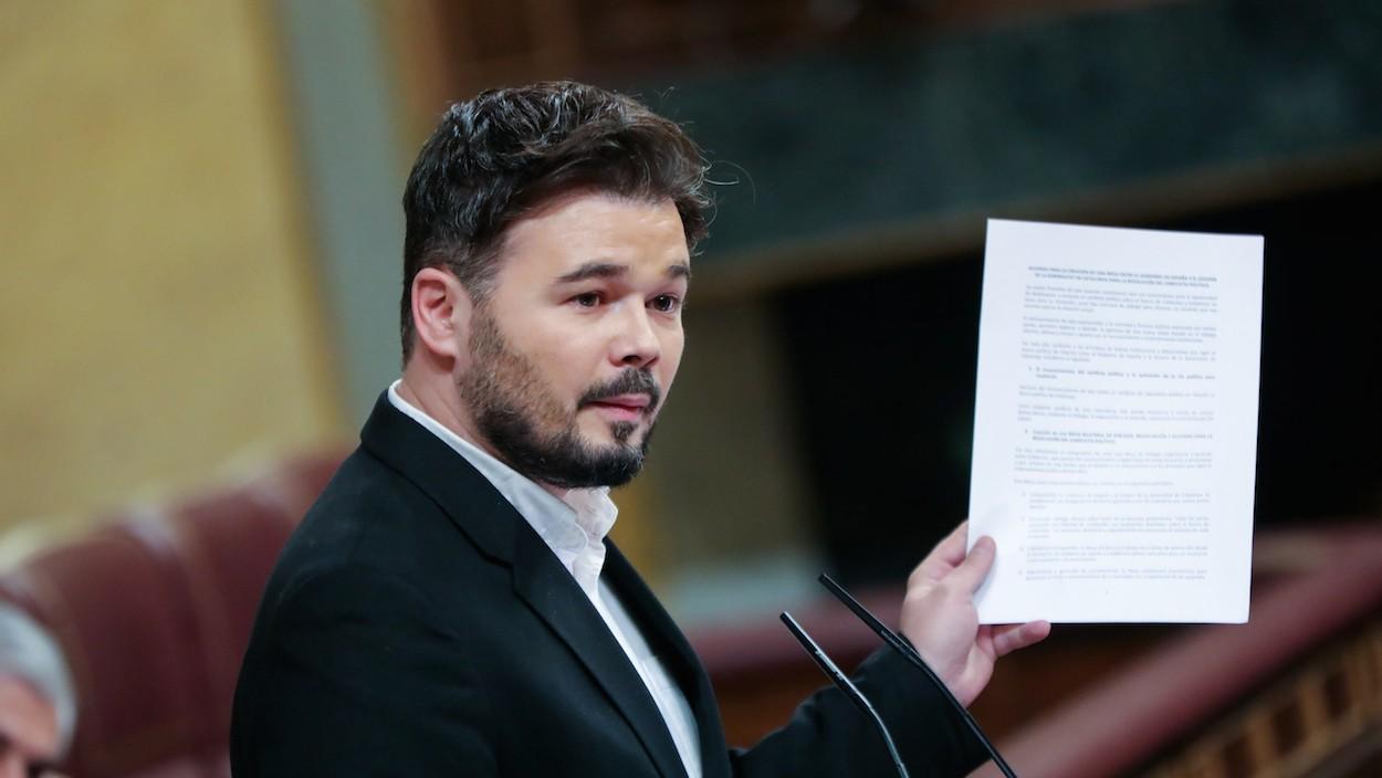 El portavoz de ERC, Gabriel Rufián, ayer en el debate del Congreso. JESÚS HELLÍN/EP