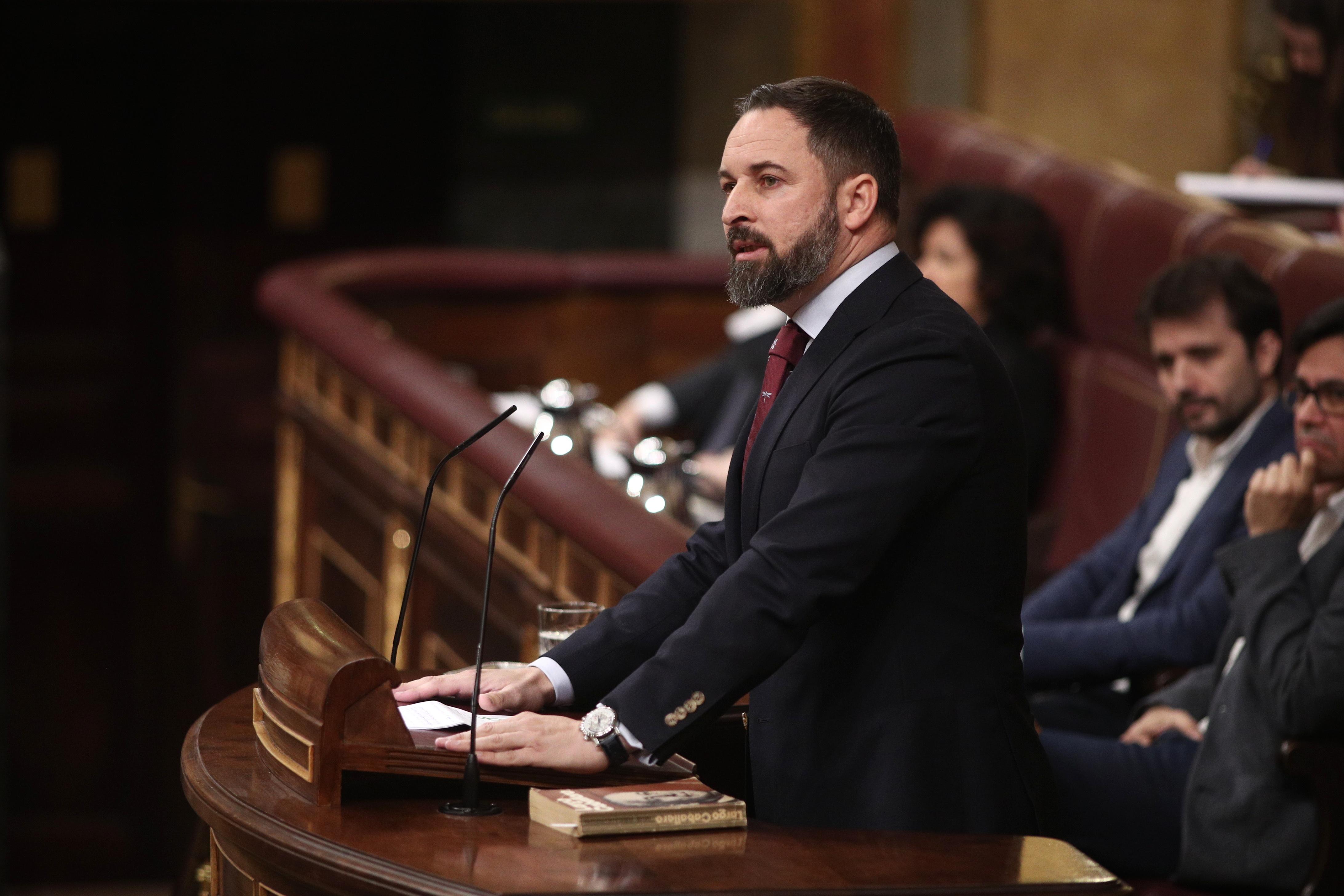 El presidente de VOX Santiago Abascal durante su intervención en la segunda sesión de votación para la investidura de Pedro Sánchez. Fuente: EP.