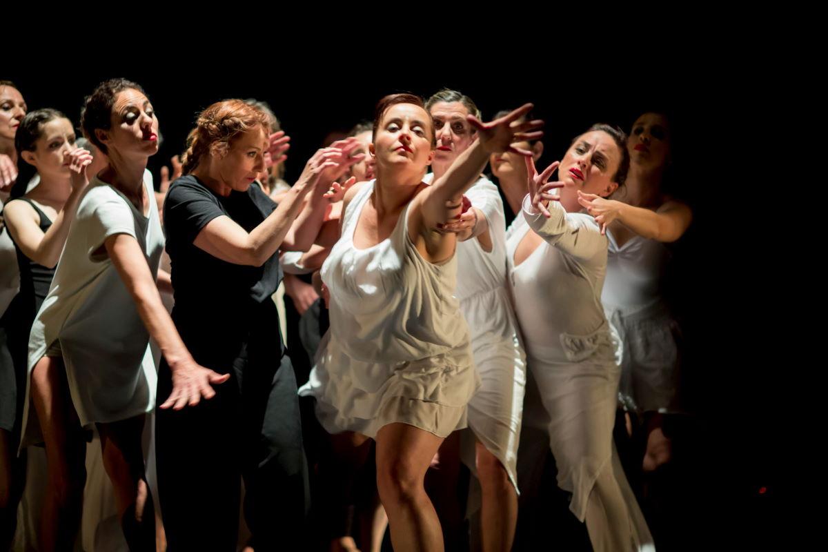 Proyecto Cuerpo, Mujer y Medioambiente, de la Asociación Compañía Danza Vinculados (Granada), seleccionado en la convocatoria 2018 del programa Art for Change ”la Caixa”, en la disciplina de Danza