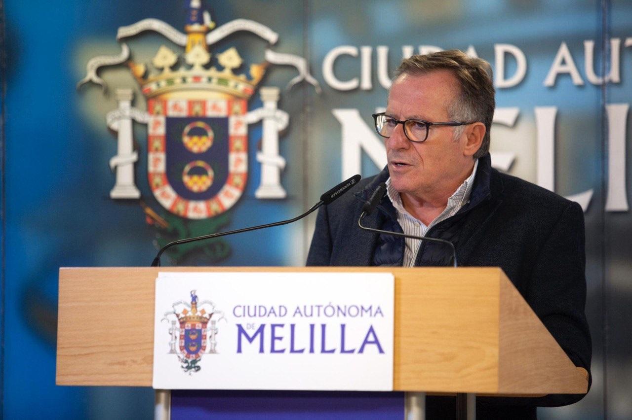 El presidente de Melilla, Eduardo de Castro en rueda de prensa
