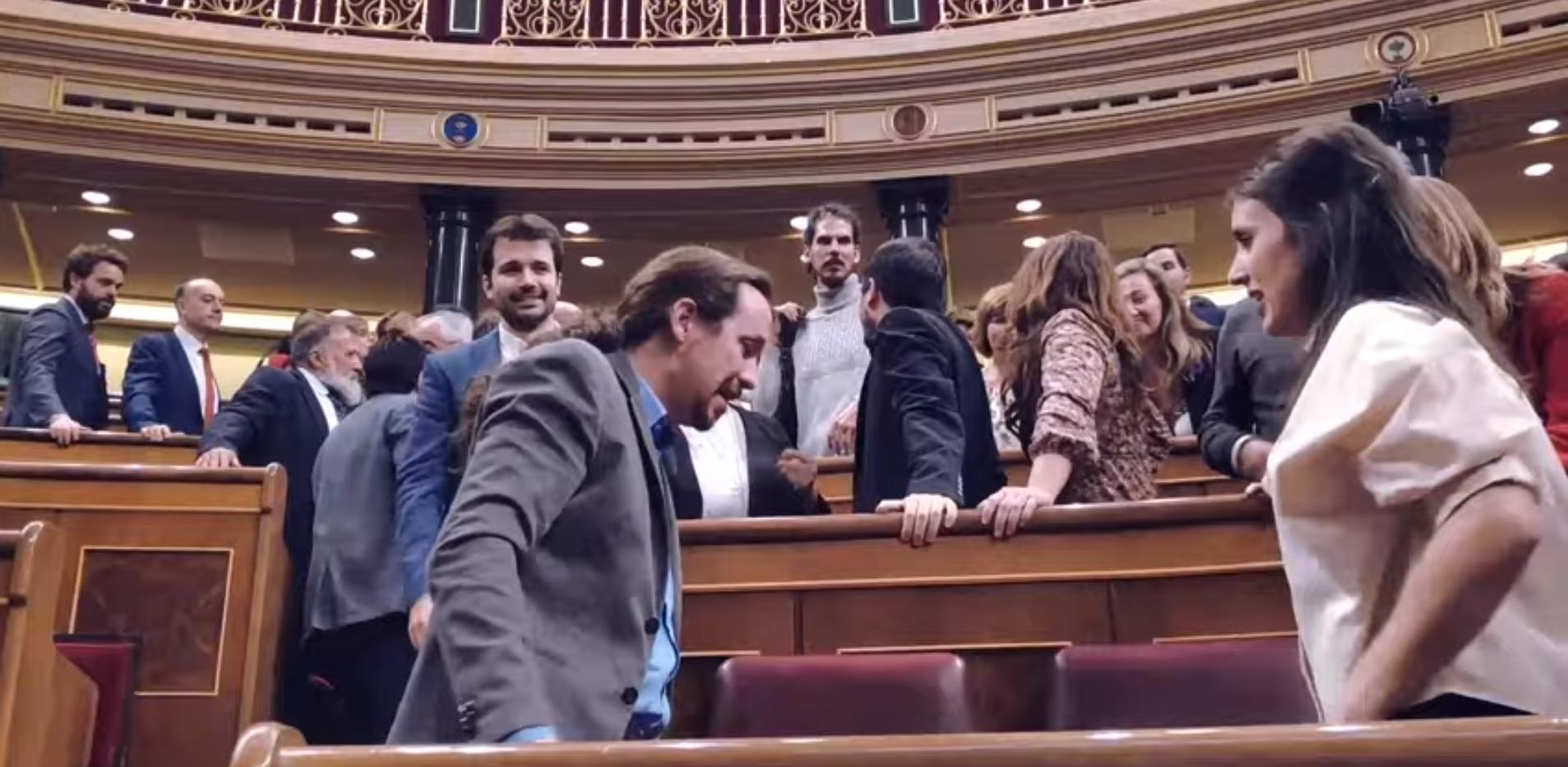 Fotograma del vídeo de celebración de Unidas Podemos. Fuente: Youtube.