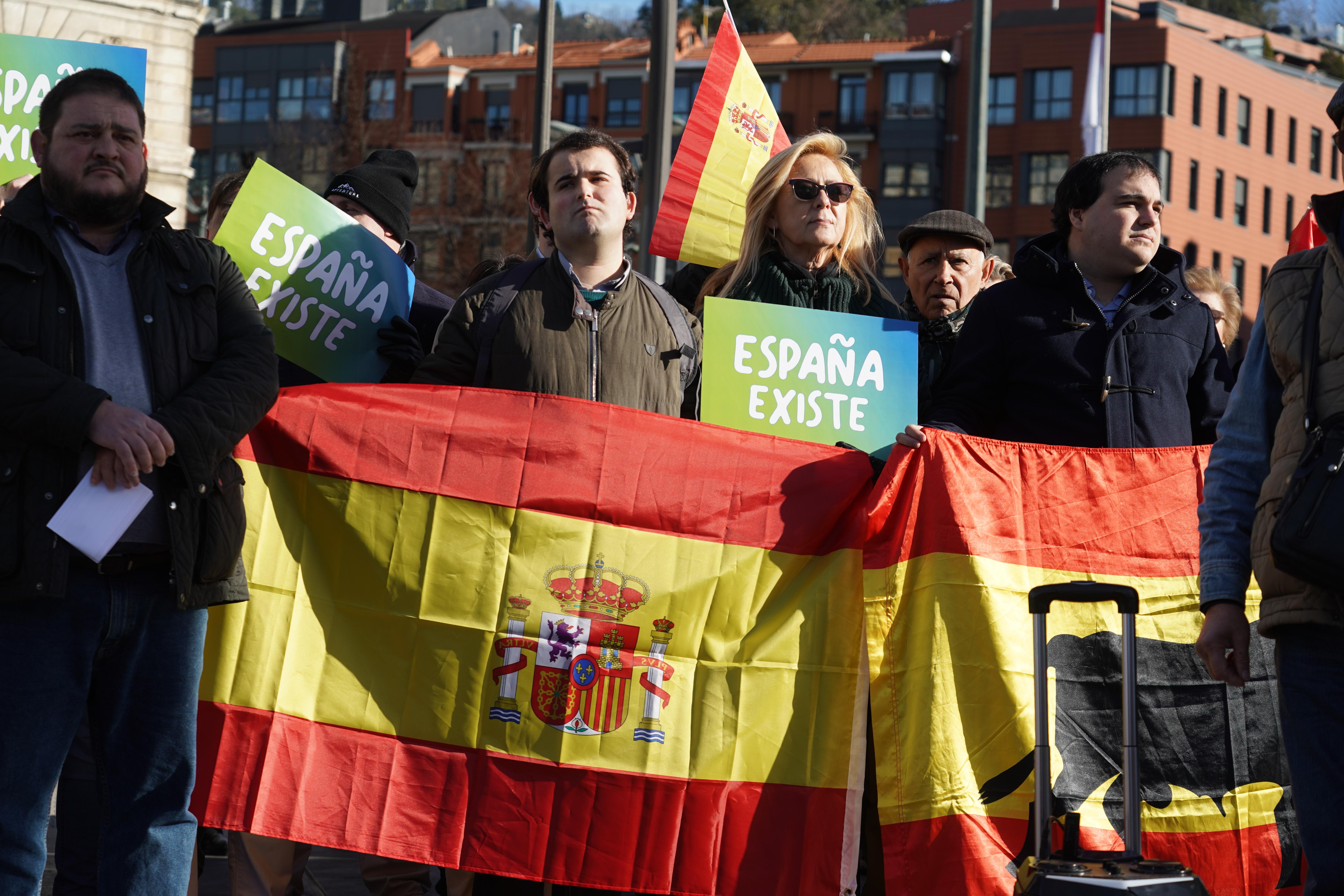 Concentración convocada por Vox impulsada por la plataforma 'España Existe' con el lema 'Por un Gobierno que respete la Constitución y la soberanía'. EuropaPress 