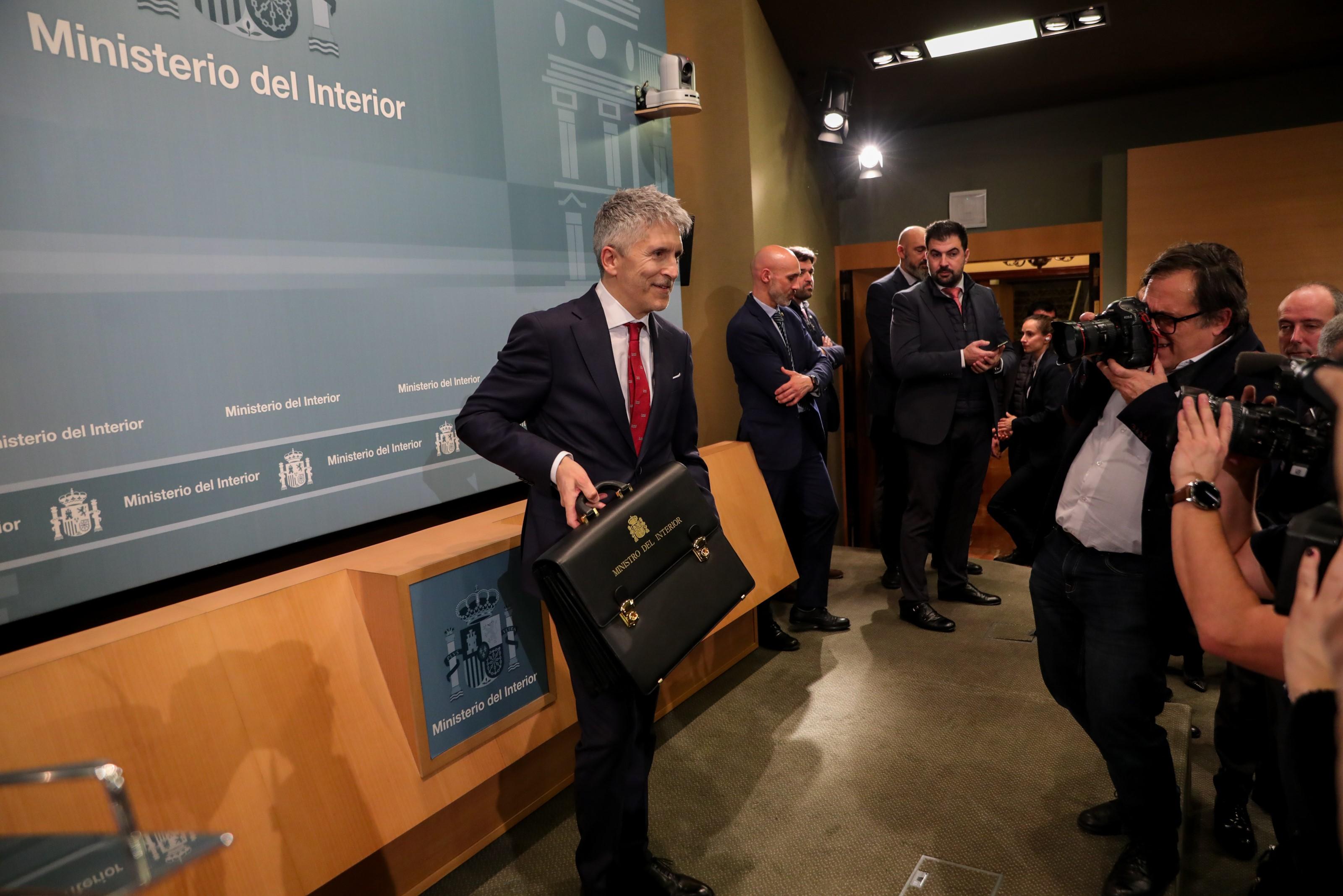Fernando Grande Marlaska  tras tomar posesión por segunda vez de su cargo como ministro del Interior esta vez para el Gobierno de coalición del PSOE y Unidas Podemos en la XIV Legislat