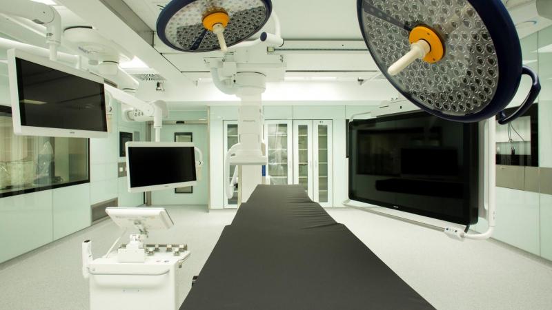 El Gobierno autoriza a las Comunidades Autónomas a disponer de los hospitales privados