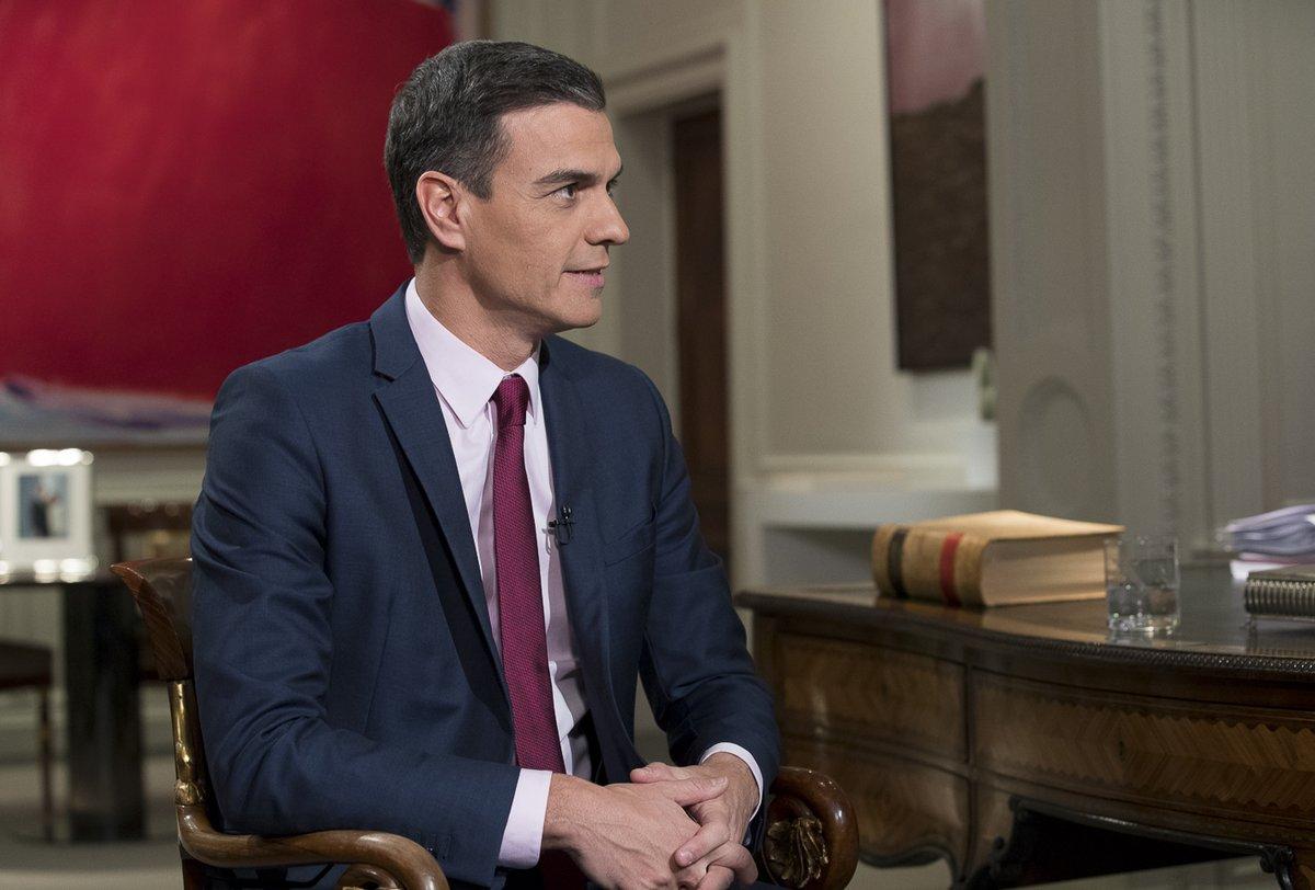 Pedro Sánchez es entrevistado en la televisión pública. RTVE