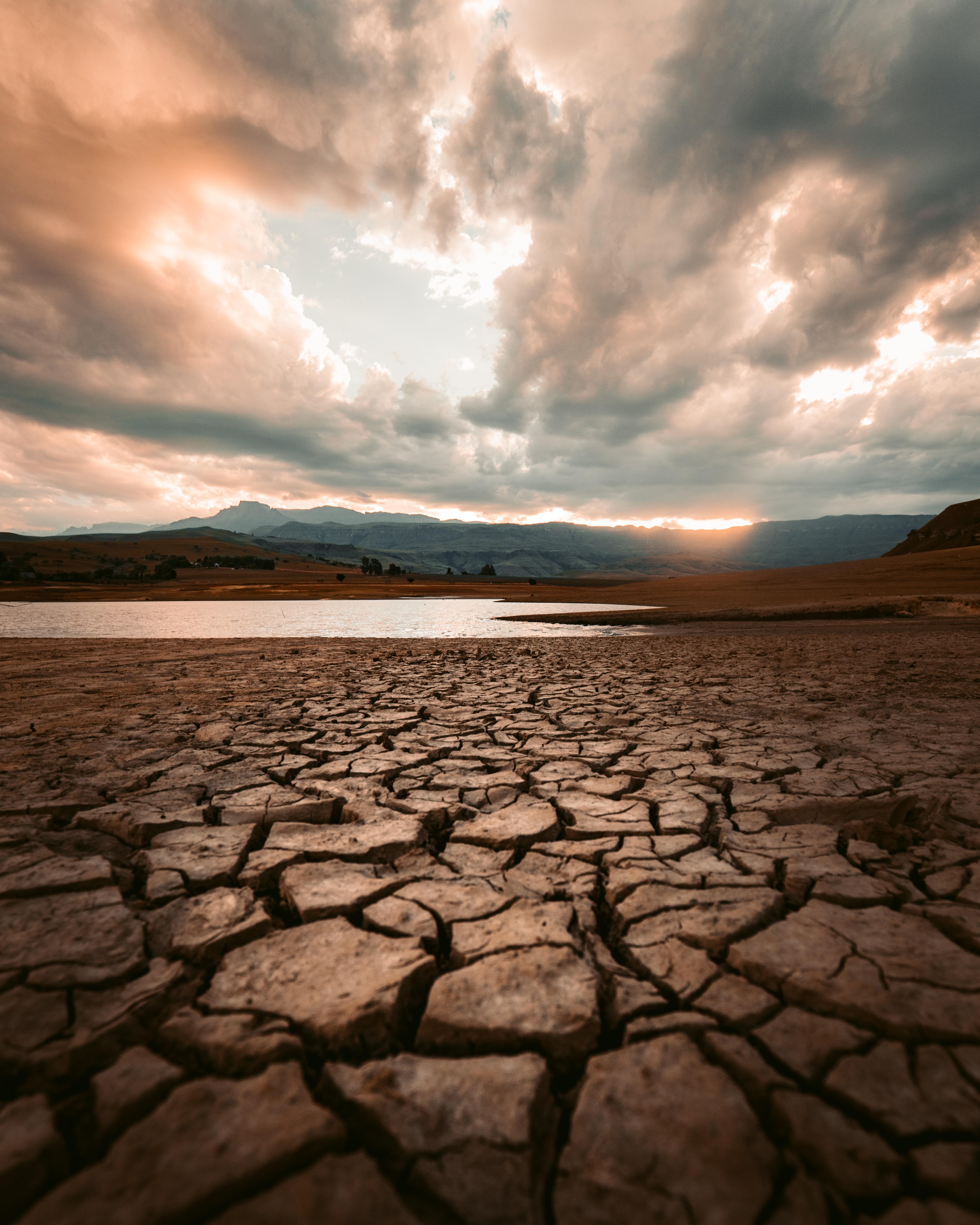 ACNUR alerta del crecimiento de refugiados climáticos