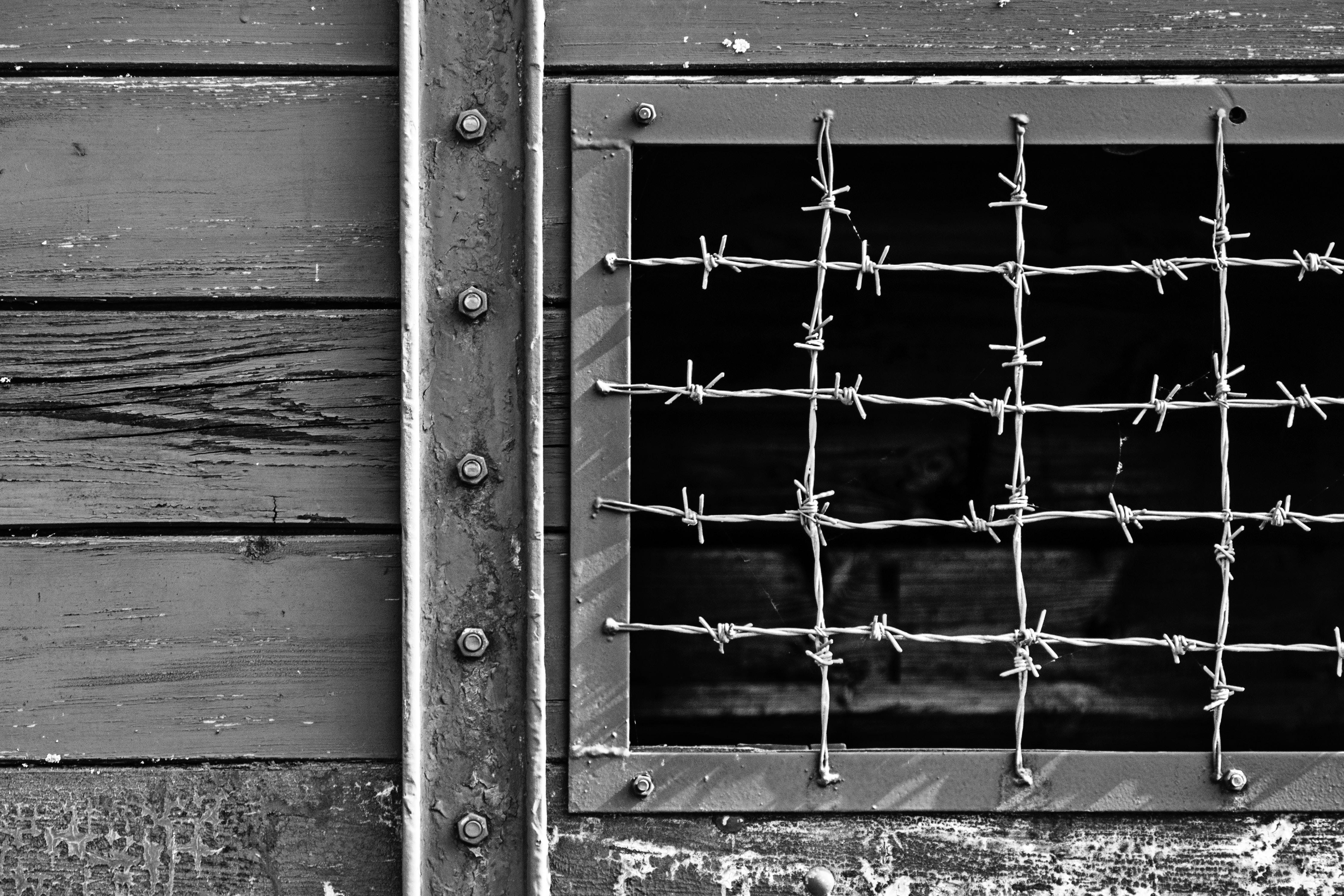 Una celda de Auschwitz. Majkl Velner en Unsplash