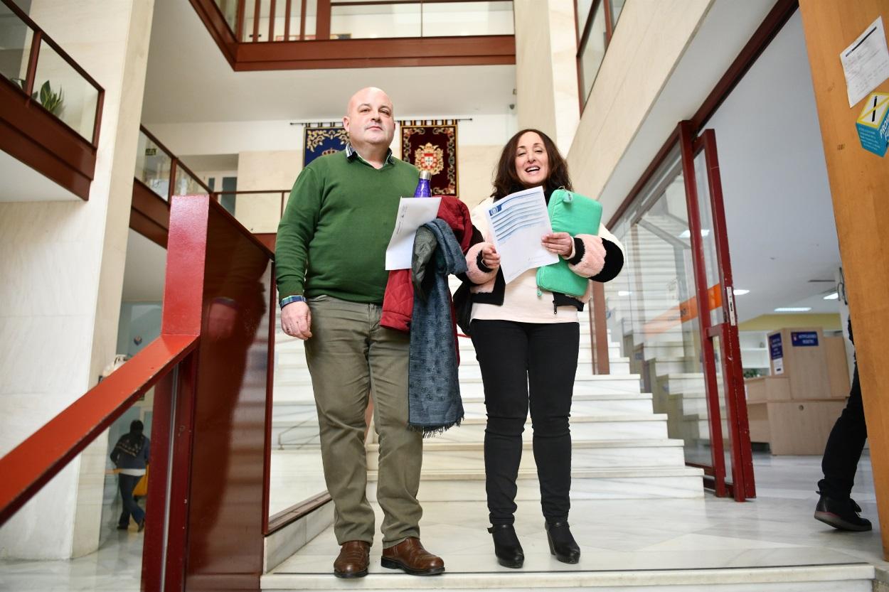 Dos de los seis diputados autonómicos de Vox en la Asamblea de Ceuta, María del Carmen Vázquez y José María Rodríguez al pedir pasar al grupo de no adscritos