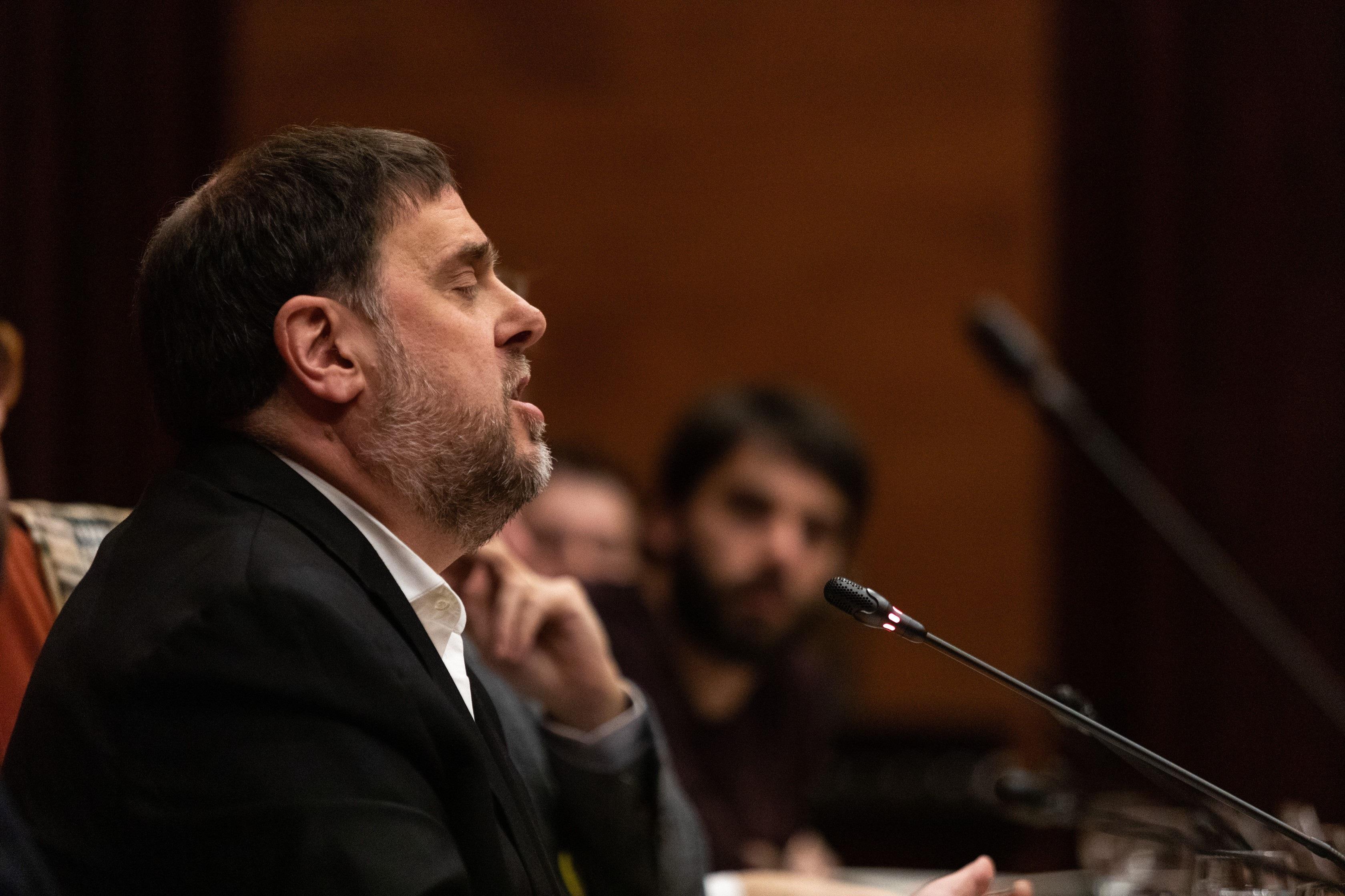 El exvicepresidente de la Generalitat Oriol Junqueras durante su intervención en la comisión del 155 en el Parlament