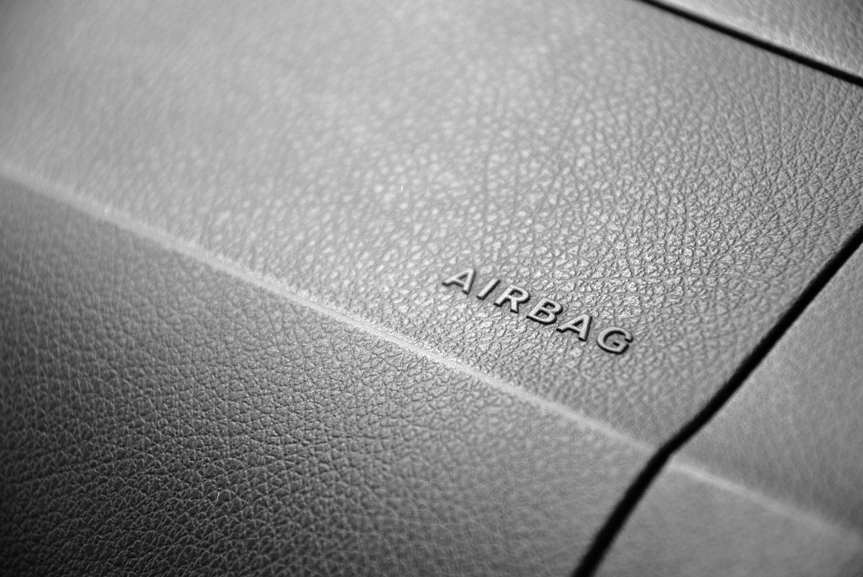 La UE alerta de problemas en los ‘airbags’ de Seat, Renault y Fiat